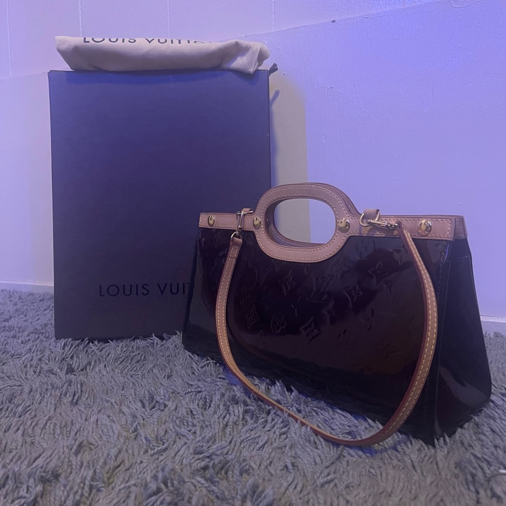 LV Roxburry Drive